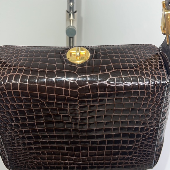🔹 Mock Croc Leather Bag Made in Italy with Adjustable Strap - Picture 5 of 14